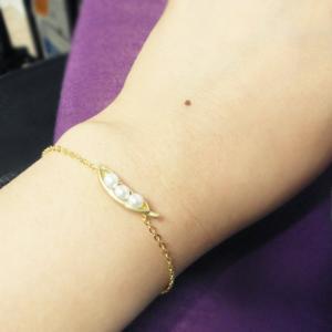 3 Peas In A Pod Bracelet, Gold And White
