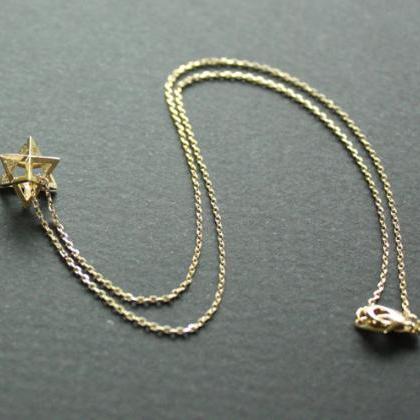 3d Star Necklace In Gold