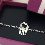 Two Giraffes in Love Bracelet, Giraffe Couple Bracelet in Silver, Loving Giraffes, Animal Jewelry